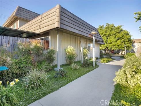 4681 Larwin , Cypress, CA
