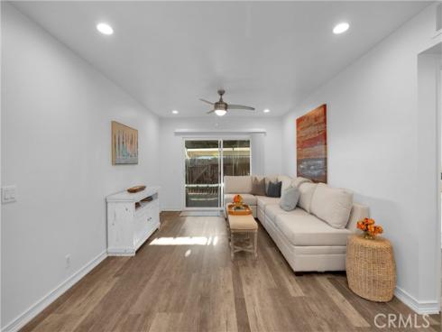 4681 Larwin , Cypress, CA