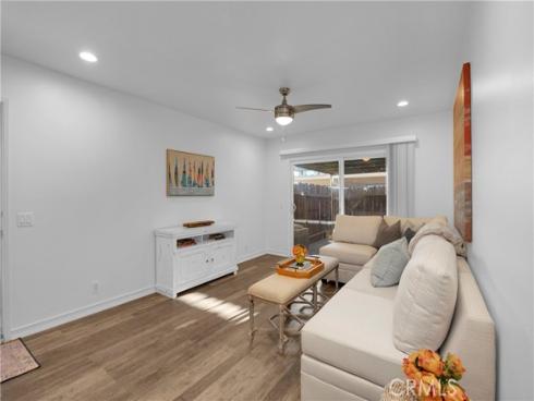 4681 Larwin , Cypress, CA