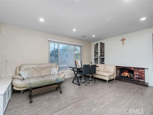 5023 Evergreen , Cypress, CA