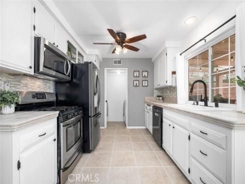 6909 Andrew Way , Cypress, CA