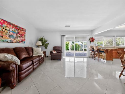 4192 Sussex , Cypress, CA