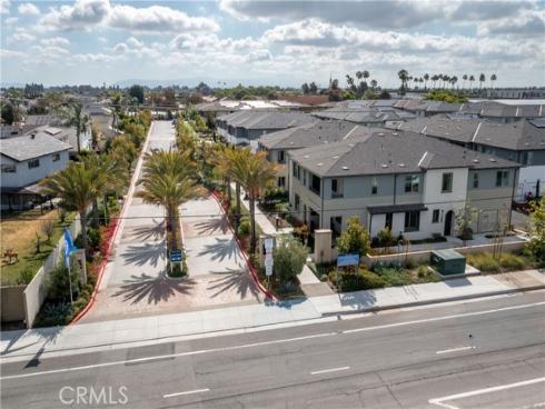 9001 Cerise 111 Lane, Cypress, CA