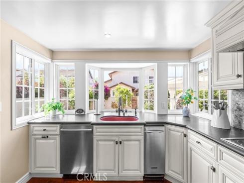 6402 Cantiles Avenue, Cypress, CA
