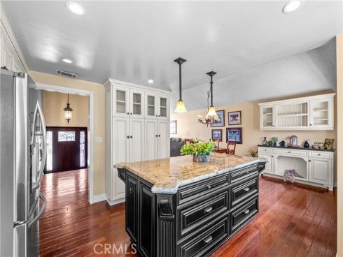 6402 Cantiles Avenue, Cypress, CA