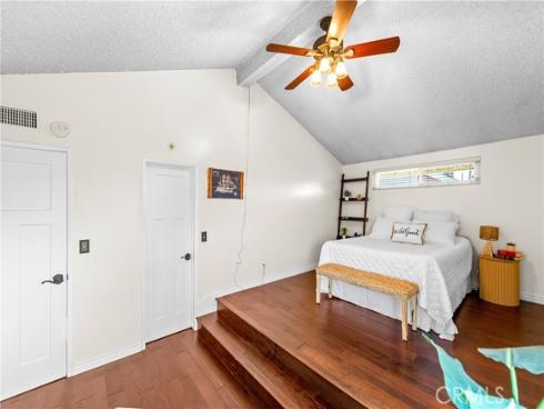 6402 Cantiles Avenue, Cypress, CA