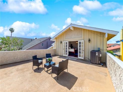 6402 Cantiles Avenue, Cypress, CA