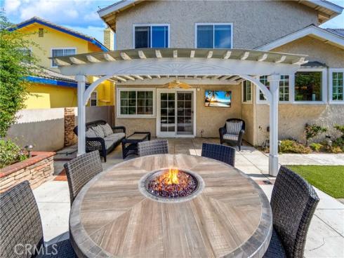 6402 Cantiles Avenue, Cypress, CA