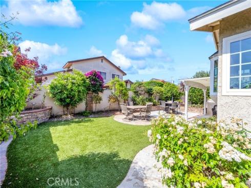 6402 Cantiles Avenue, Cypress, CA