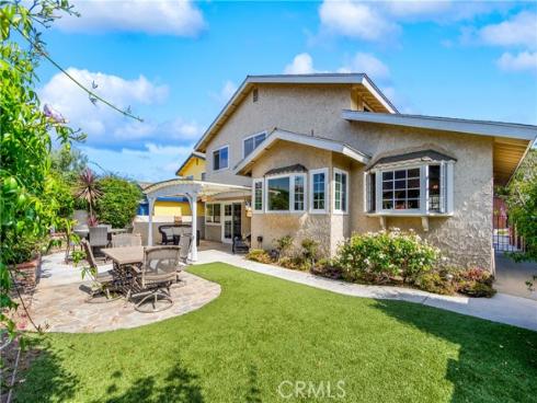 6402 Cantiles Avenue, Cypress, CA