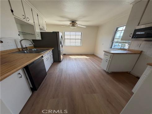 5552  Vonnie  , Cypress, CA