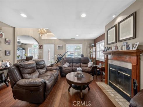 5621 Vonnie Ln , Cypress, CA