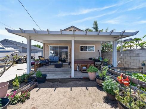5621 Vonnie Ln , Cypress, CA