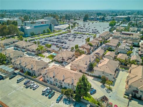 9008 Primavera Lane, Cypress, CA