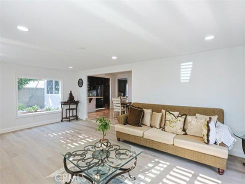 9211 Julie Beth , Cypress, CA