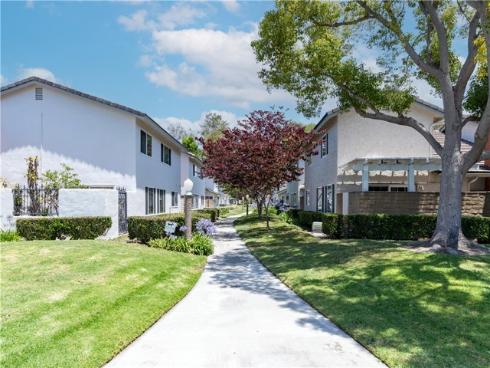 11389 Nayshon Court, Cypress, CA