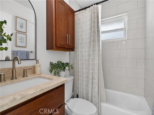 6692 Kiwi Cir , Cypress, CA