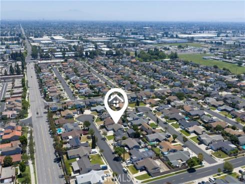6692 Kiwi Cir , Cypress, CA