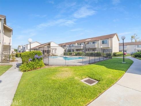 8561 La Salle 53 , Cypress, CA