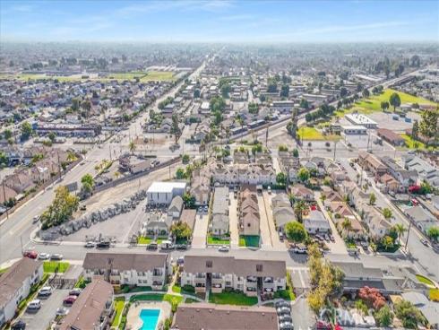 8561 La Salle 53 , Cypress, CA