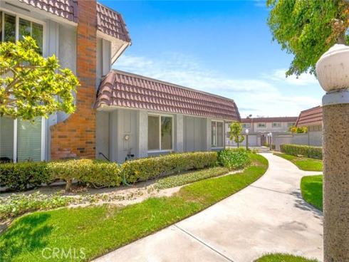 11257 Amelia Way, Cypress, CA