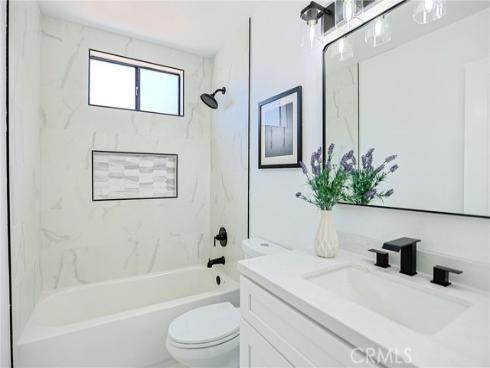8860 La Salle 4 , Cypress, CA
