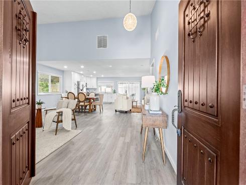 11377 Madeira , Cypress, CA