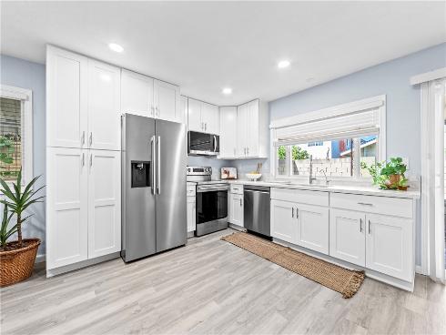 11377 Madeira , Cypress, CA