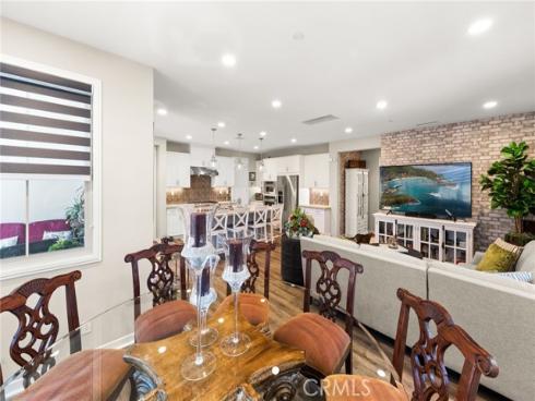 10832  Flora  , Cypress, CA
