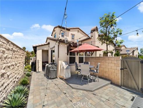 10832  Flora  , Cypress, CA
