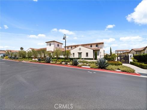 10832  Flora  , Cypress, CA