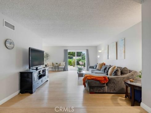 11389 Providencia , Cypress, CA