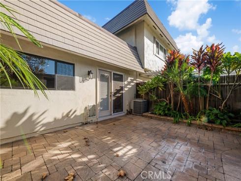 9658 Bloomfield Avenue, Cypress, CA