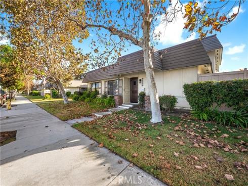 9658 Bloomfield Avenue, Cypress, CA