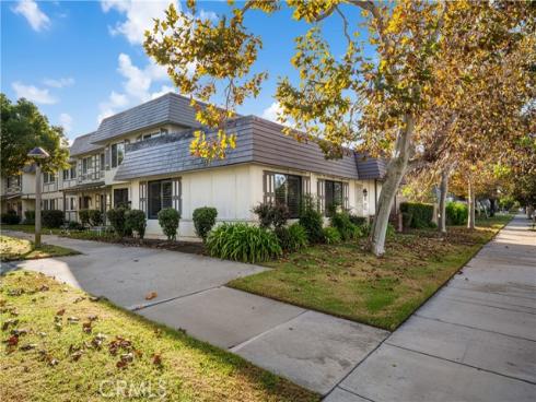 9658 Bloomfield Avenue, Cypress, CA