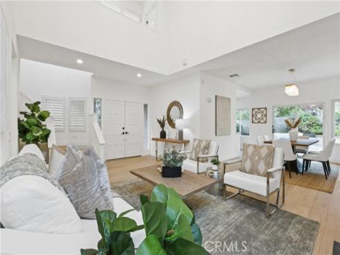 38  Saint John  , Dana Point, CA