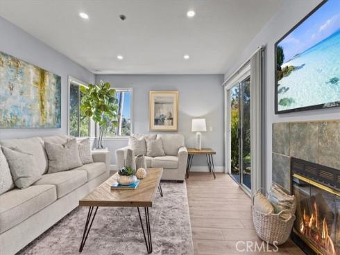 32  Corniche  B  Drive, Dana Point, CA