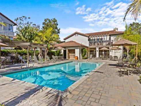 32  Corniche  B  Drive, Dana Point, CA