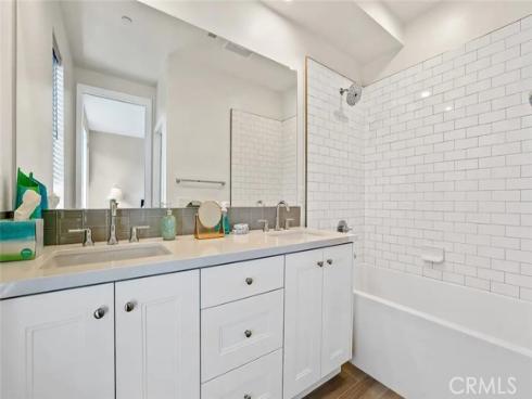 985 Doheny Way, Dana Point, CA