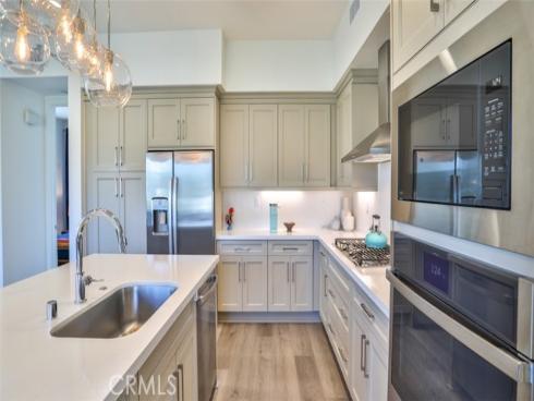 1207 Doheny Way , Dana Point, CA