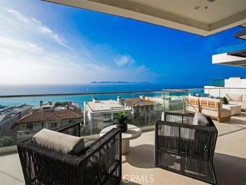 7  Pacific Wave  , Dana Point, CA