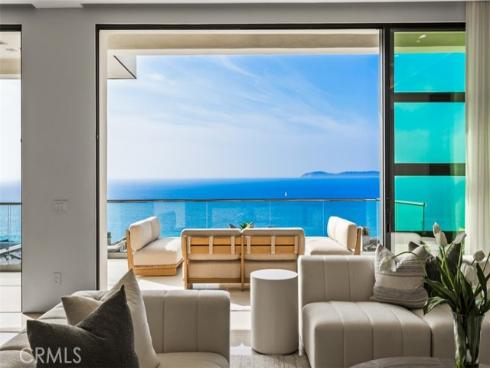 7  Pacific Wave  , Dana Point, CA