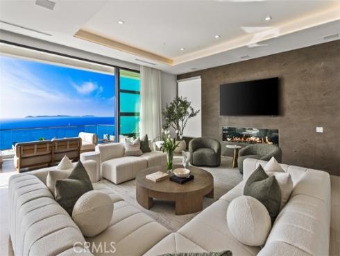 7  Pacific Wave  , Dana Point, CA