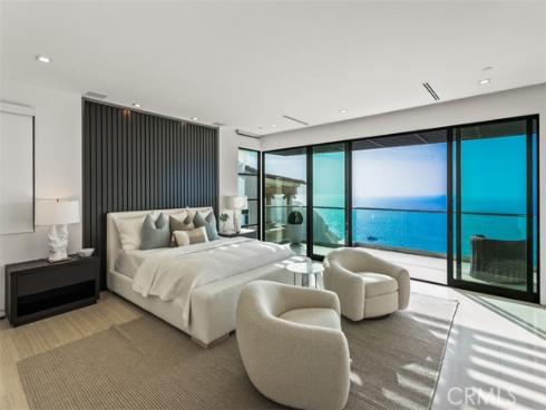 7  Pacific Wave  , Dana Point, CA