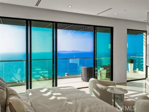 7  Pacific Wave  , Dana Point, CA