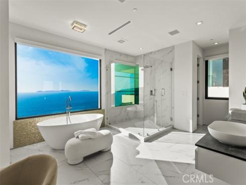 7  Pacific Wave  , Dana Point, CA