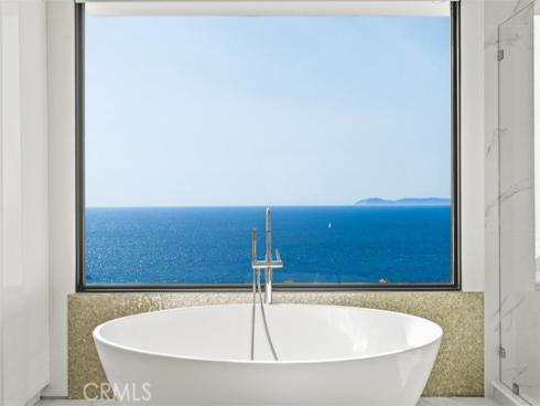 7  Pacific Wave  , Dana Point, CA