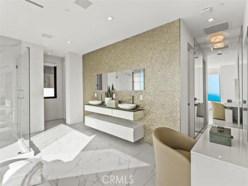 7  Pacific Wave  , Dana Point, CA