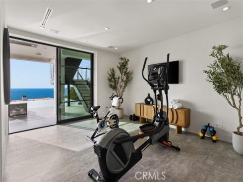 7  Pacific Wave  , Dana Point, CA