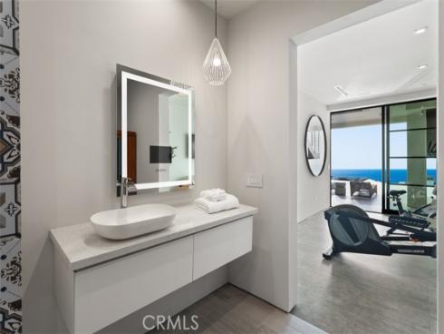 7  Pacific Wave  , Dana Point, CA